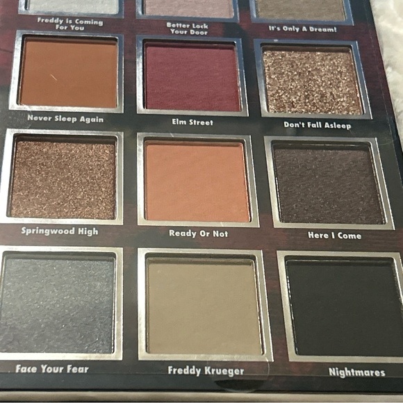 Sold Out: Nightmare on Elm Street 12 Eyeshadow Palette - Picture 11 of 12